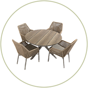 <p><strong>Dining Sets</strong></p>
