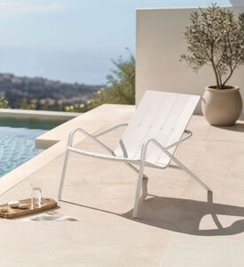 Ezeis Fleole Aluminum Low Chair, White, Packshot View