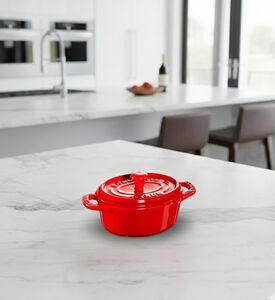 Staub Mini Oval Cocotte Pot, Red, 11-cm, Packshot View