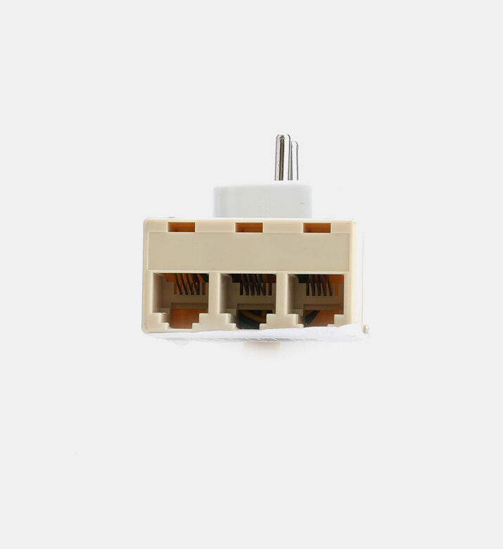 Fmc Three Females Adaptor, Packshot View