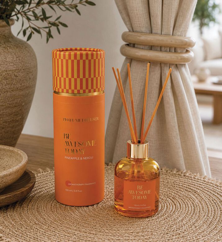 Home Deco and More Pineapple Neroli Diffuser, Packshot View