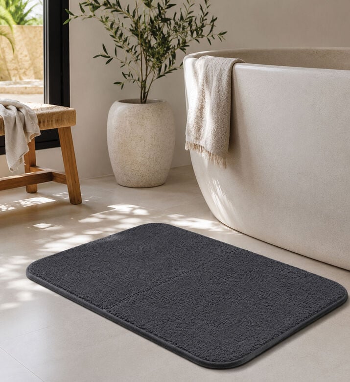 Home Deco and More Rectangular Bathroom Mat, Black, Packshot View