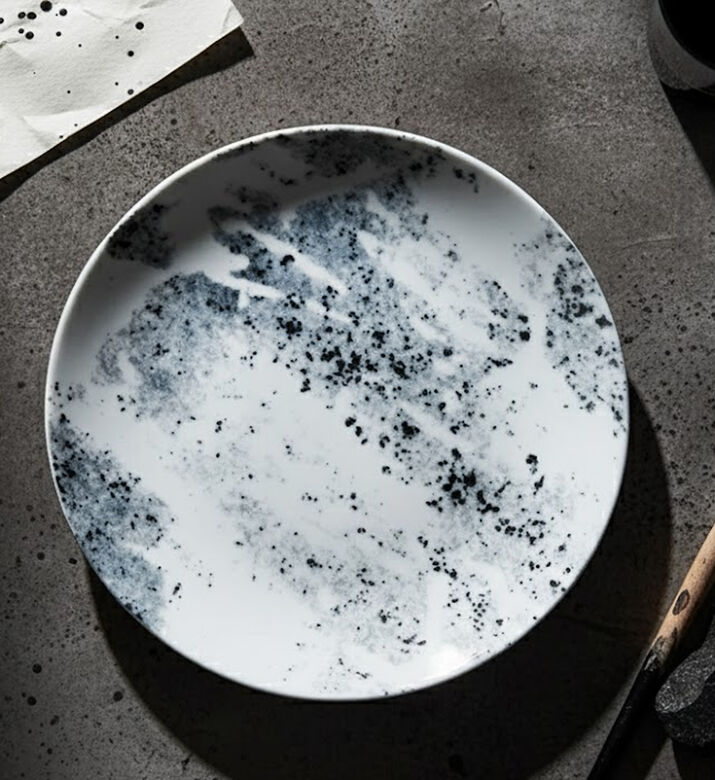 Salt and Pepper Masonry Concrete Dinner Plate, Packshot View