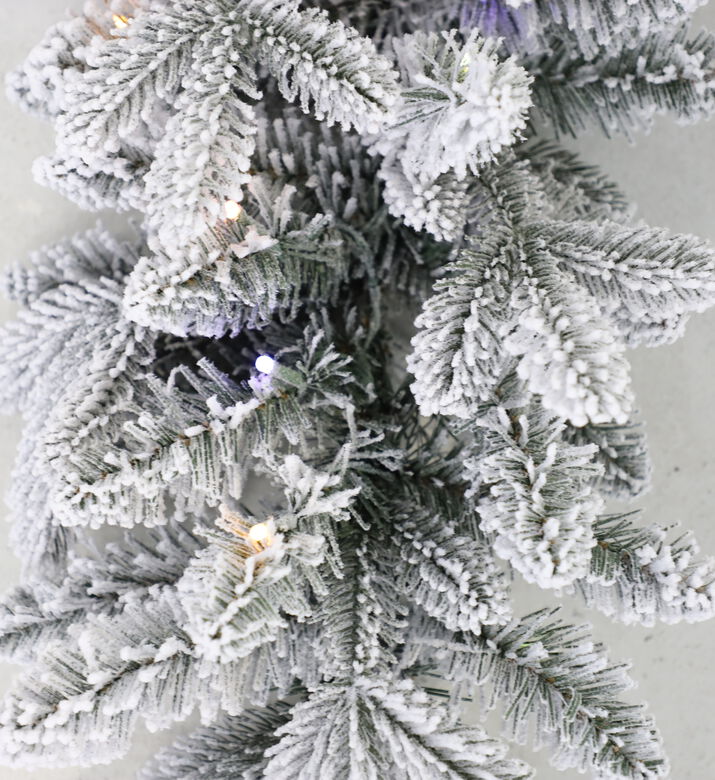 Home Deco and More Garland Runer Snw Mix Flck Led, Packshot View