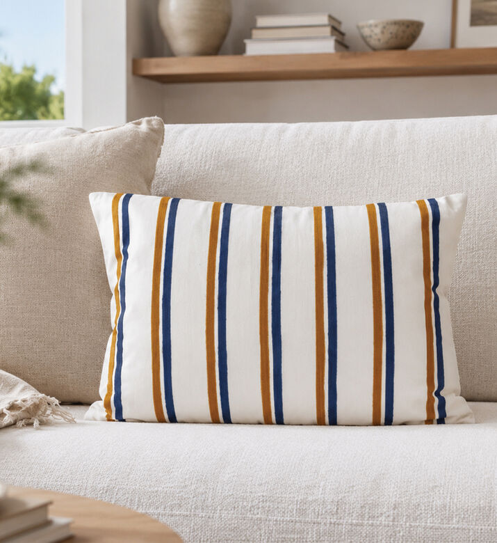 Home Deco and More Striped Rectangular Cushion, Packshot View