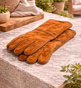 Vaggan Taurus Leather Bbq Gloves, Packshot View