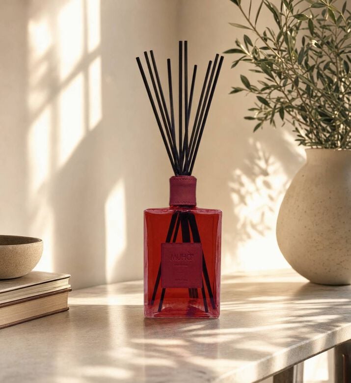 Muha Pomegranate Perfume Diffuser, Fruity, 500-ml, Model View
