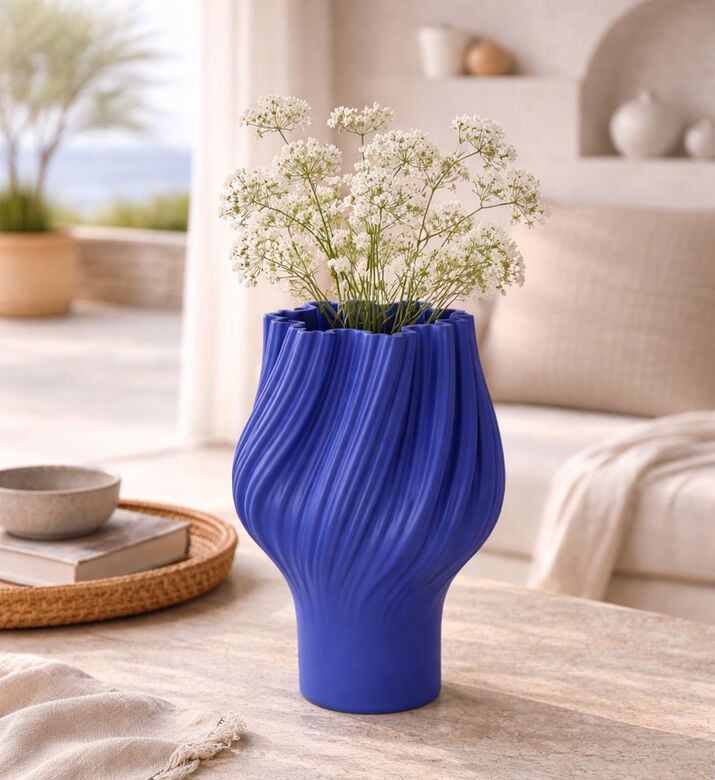 Kersten Porcelain Twisted Vase, Packshot View