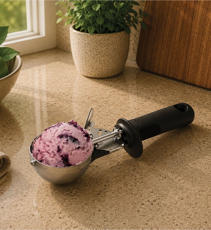 Oxo Stainless Classic Ice Cream Scoop, Packshot View