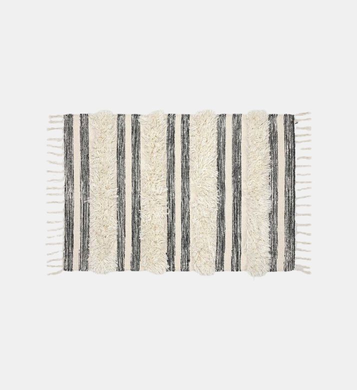Home Deco and More Radika Fabric Square Fringe Rug, Packshot View