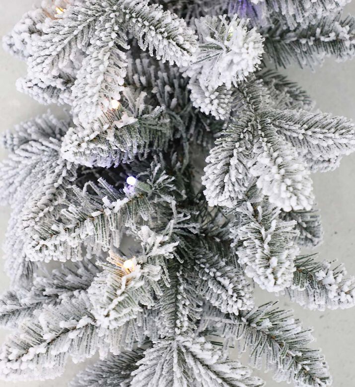 Home Deco and More Garland Runer Grn Mix Flck Led, Packshot View