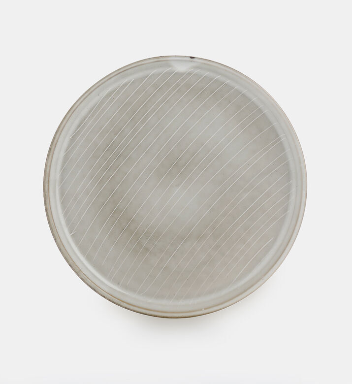 Home Deco and More Rustic Washed Round Plate, Packshot View