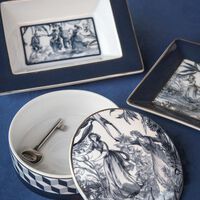 Versailles Round Porcelain Box