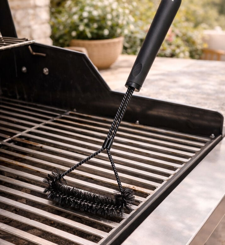 Vaggan Triangle-shape Non-stick Bbq Brush, Packshot View