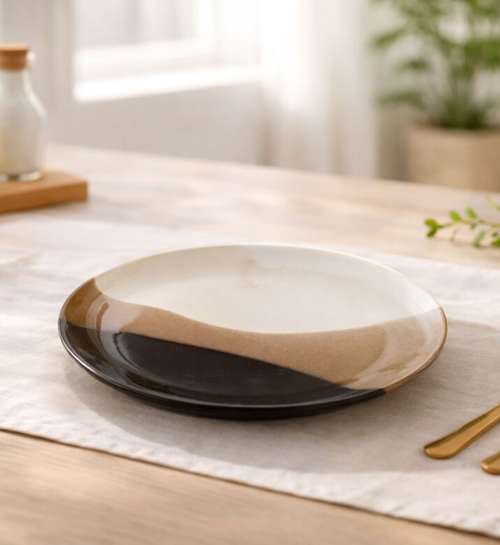 Home Deco and More Stoneware Duo-tone Glazed Plate, Black, 21-cm, Packshot View