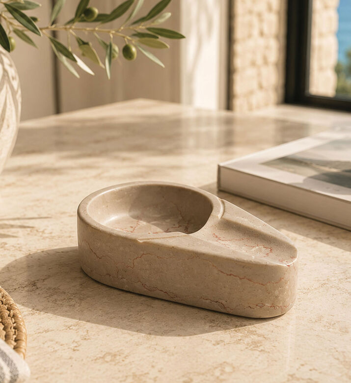 Marble and Beyond Single-rest Polished Personal Ashtray, Packshot View