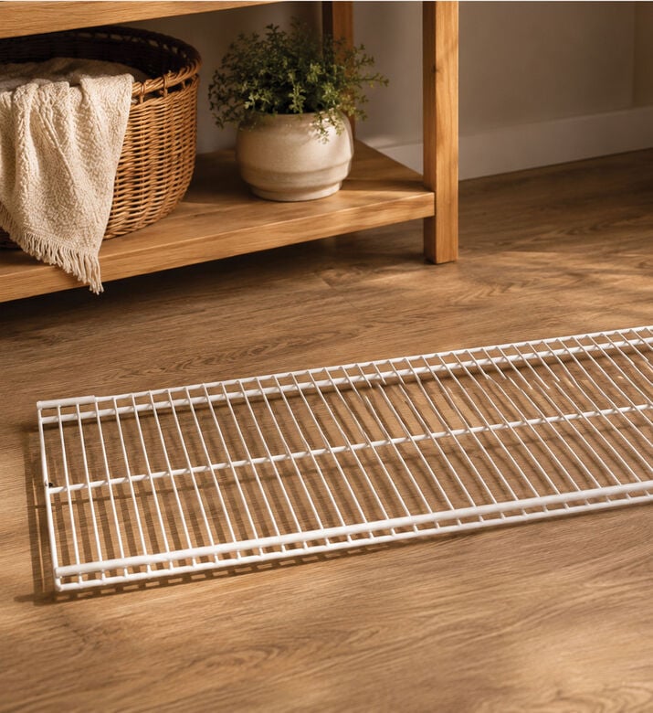 Dole Wire Mesh Floor Walk-in Grid Board, Packshot View