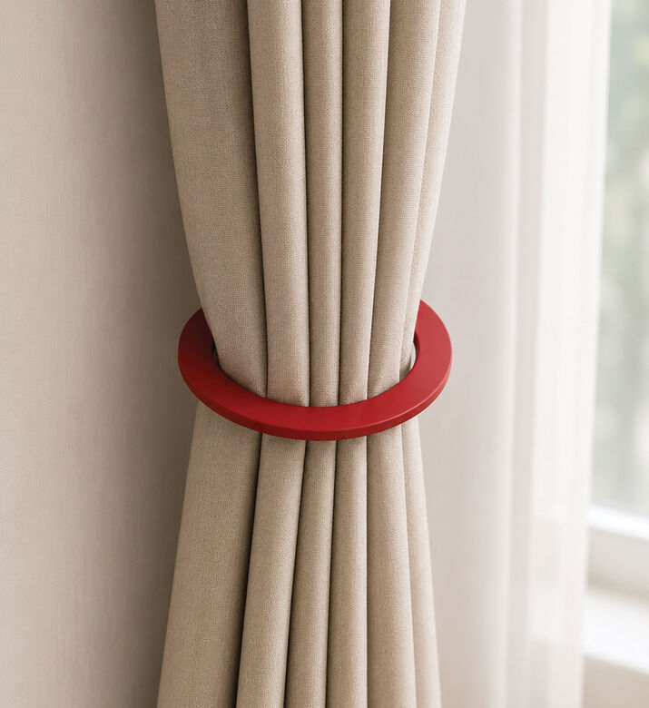 Golfino Oval Wood Curtain Holdback, Packshot View