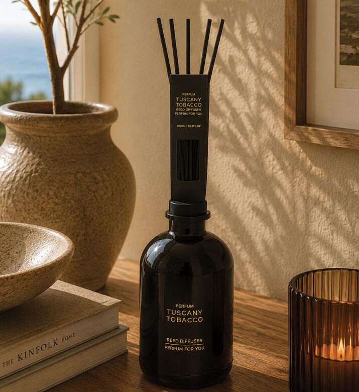 Home Deco and More Glass Long-lasting Reeds Diffuser, Packshot View