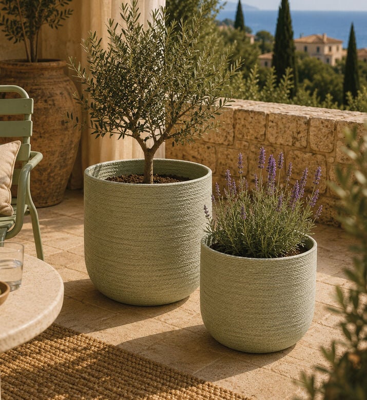 Home Deco and More Metal 2-lights Planters Set, Packshot View