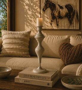 Kersten Iron Round-base Candle Stick, Packshot View