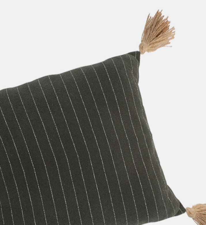 Home and Styling Tassels Square-shaped Cushion, Packshot View