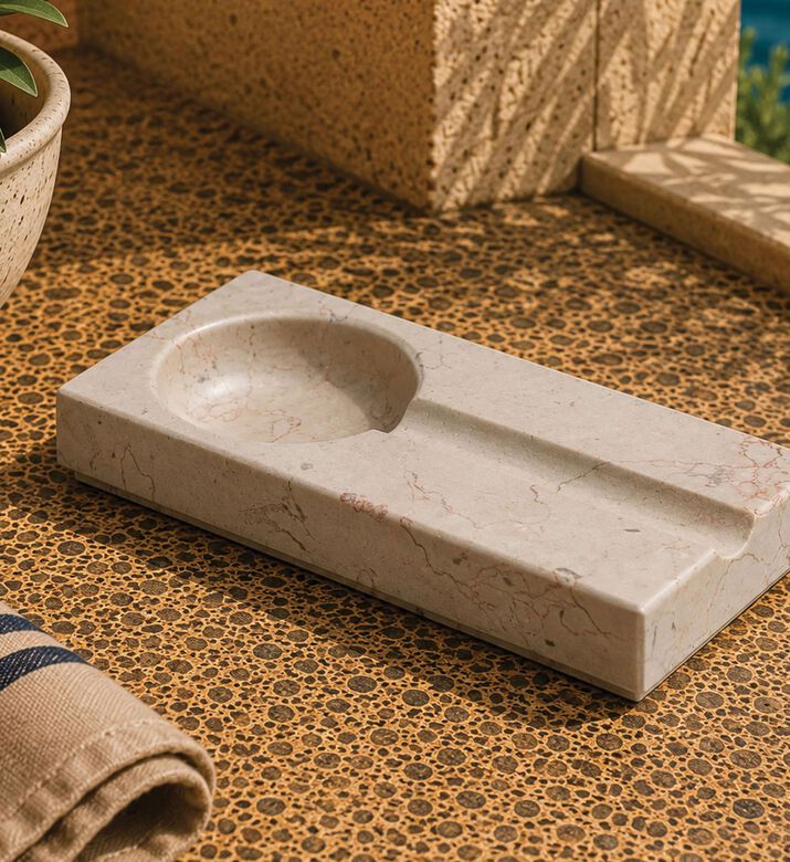 Marble and Beyond Classic Deep-bowl Cigar Ashtray, Packshot View