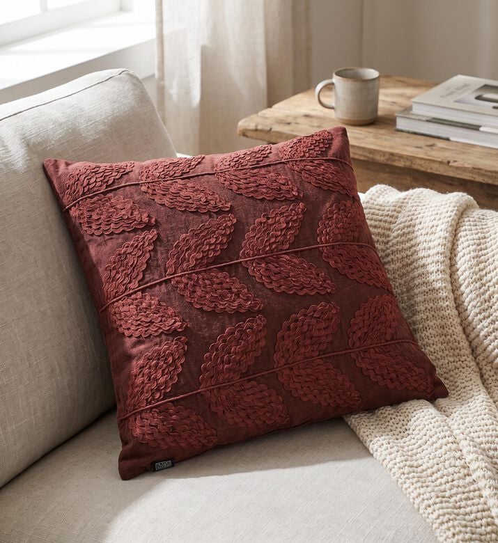 Home Deco and More Lulu Square-shape Cushion, Burgundy, Packshot View