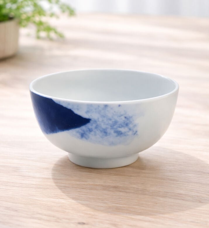 Salt and Pepper Cumulus Porcelain Rice Bowl, Packshot View