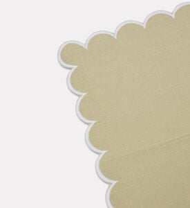 Home Deco and More Adelina Scalloped Design Napkin, Green, Packshot View