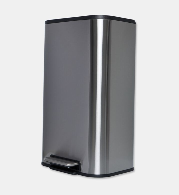 Home Deco and More Soft Close Fingerprint Proof Pedal Bin, Silver, 30-l, Packshot View