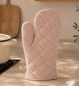 Home Deco and More Quilted Design Kitchen Glove, Pink, Packshot View