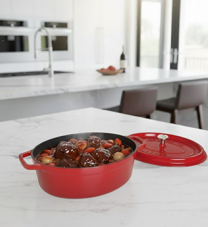 Staub Cocotte Oval Roaster, Red, 29-cm, Packshot View