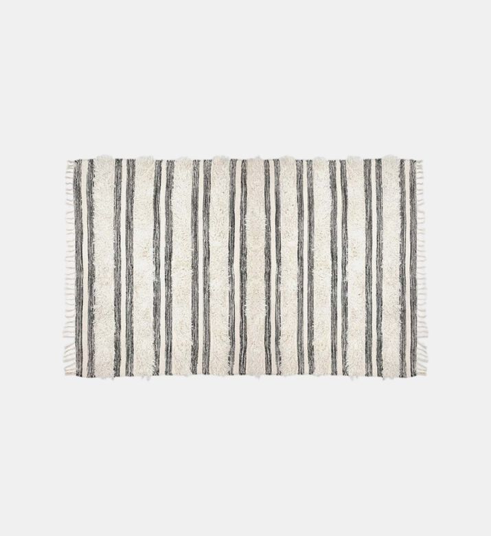 Radika Fabric Square Fringe Rug 120x180 Cm