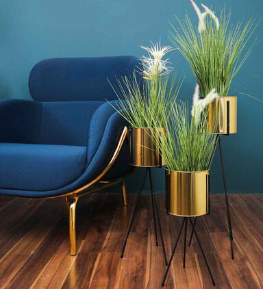 Short Metal Tripod Stand Planter