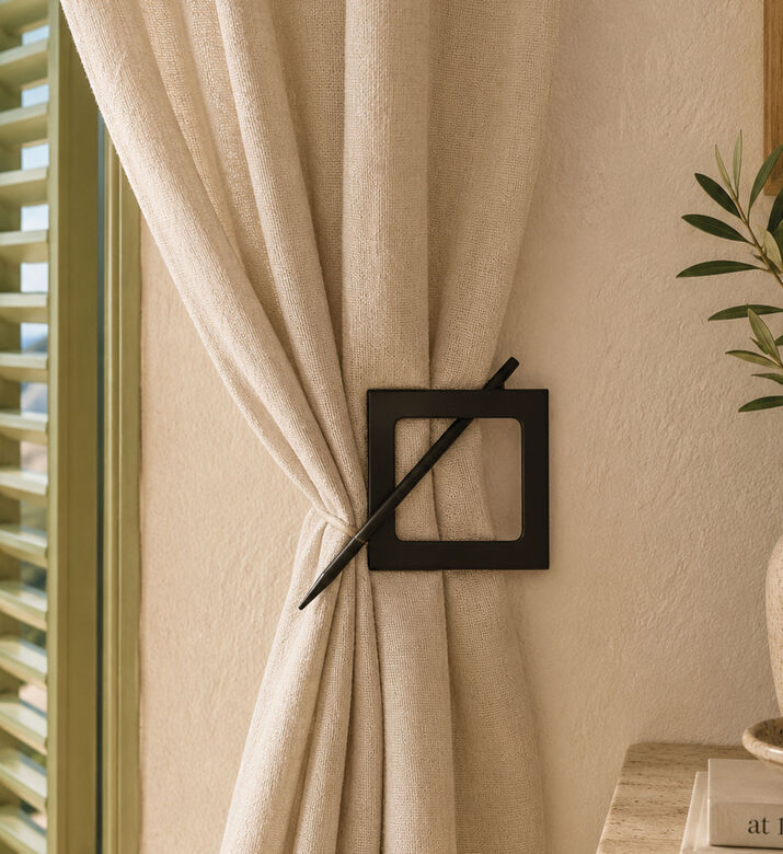 Golfino Square Tieback Curtain Accessory, Packshot View