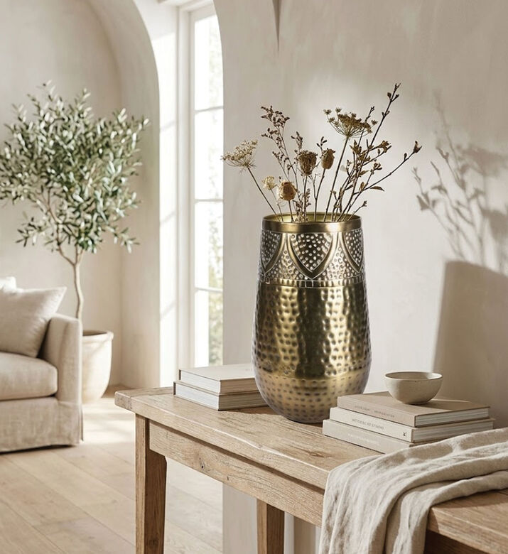 Home Deco and More Hammered Metal Decorative Vase, Packshot View