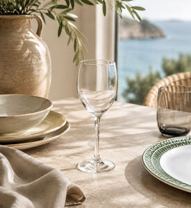 Home Deco and More Olivia Clear Wine Glass, Packshot View