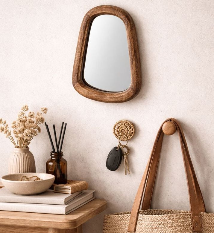 Home Deco and More Mango Wood Oval-shape Mirror, Packshot View