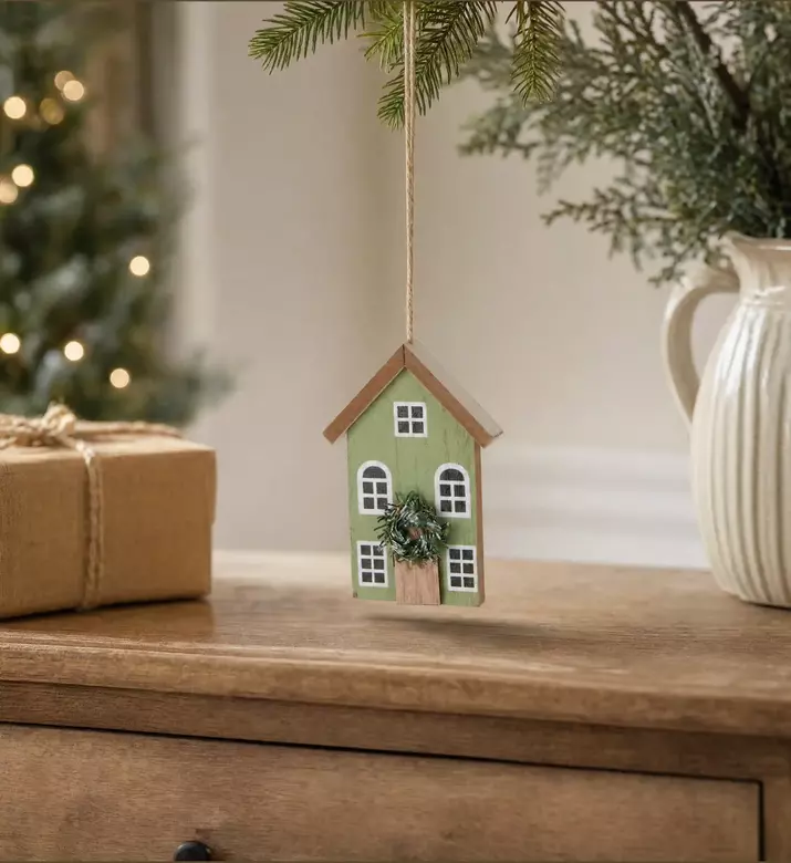 Home Deco and More Christmas-themed Miniature House, Model View