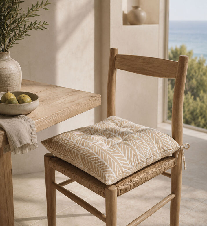 Home Deco and More Leaf Pattern Chair Pad, Packshot View