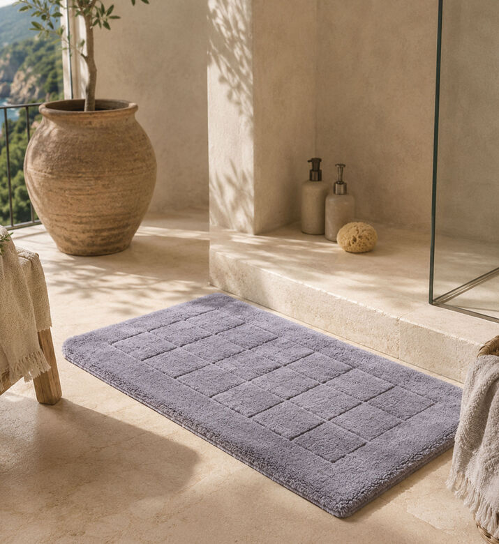 Home Deco and More Bathroom Mat Grid Pattern, Grey, Packshot View