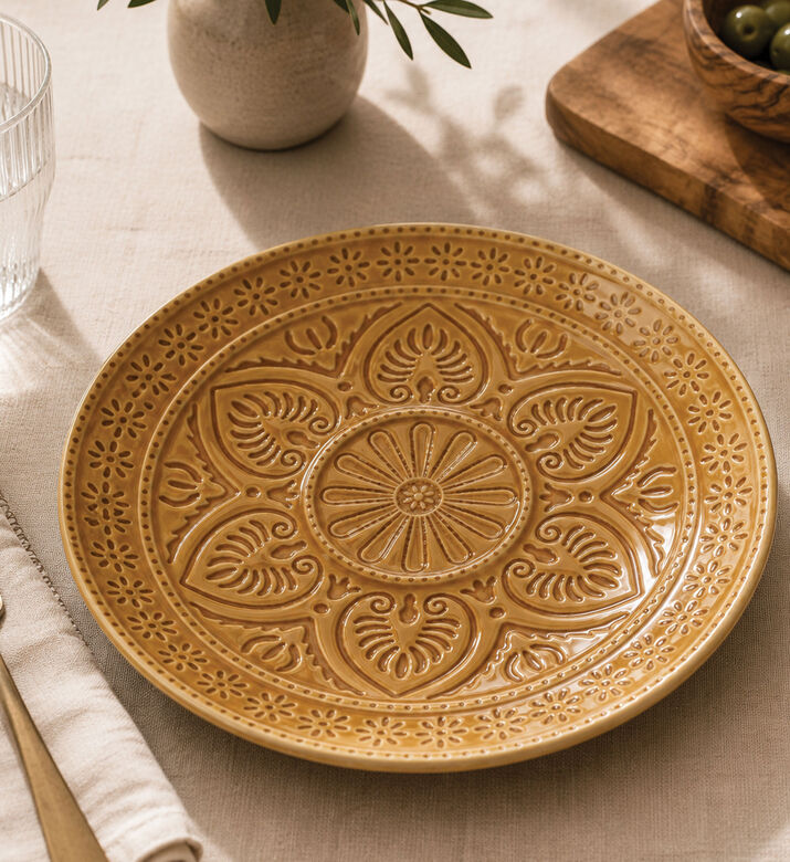 Home Deco and More Forest Green Embossed Leaf Plate, Brown, 27-cm, Packshot View