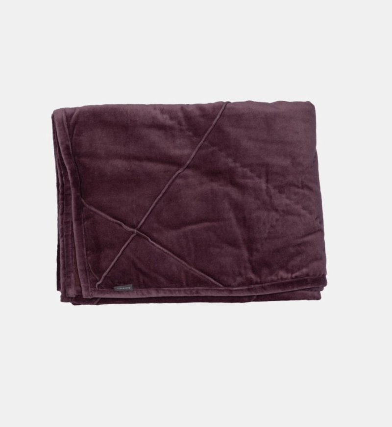 Pintuk Velvet Throw