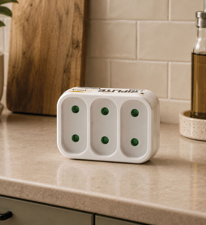 Inotech Thermoplastic Triplite Plug, Packshot View