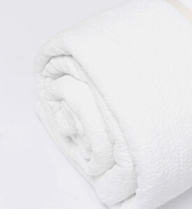 Yasmine Quilted Cotton Blanket