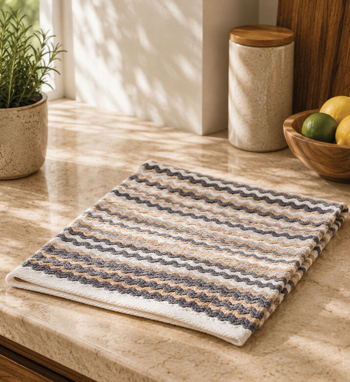 Home Deco and More Tahoe Cotton Kitchen Rug, Packshot View