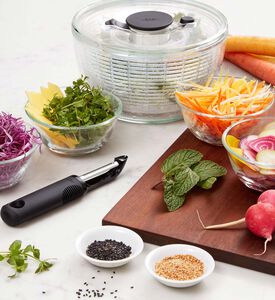 Plastic Round Salad Spinner