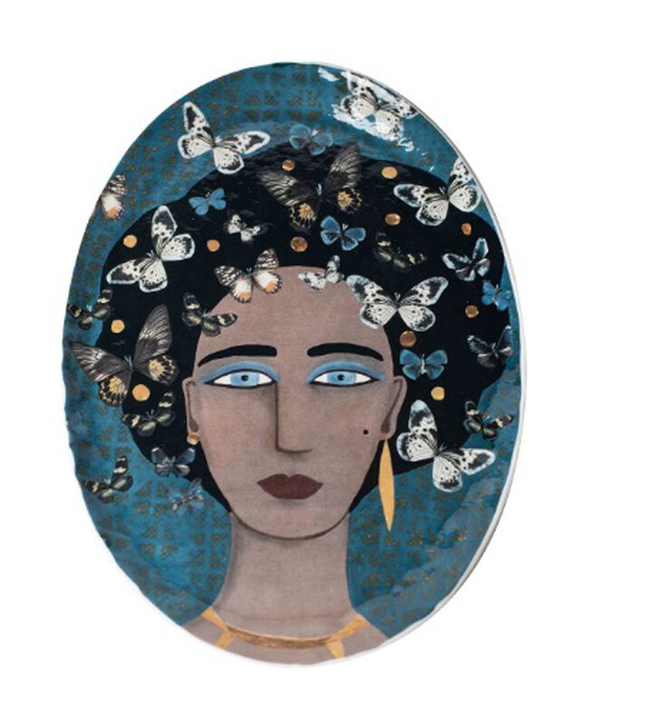Donne Fiorite Plate