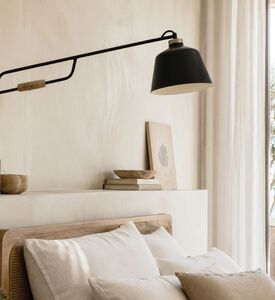 Banu Matt Wall Lamp